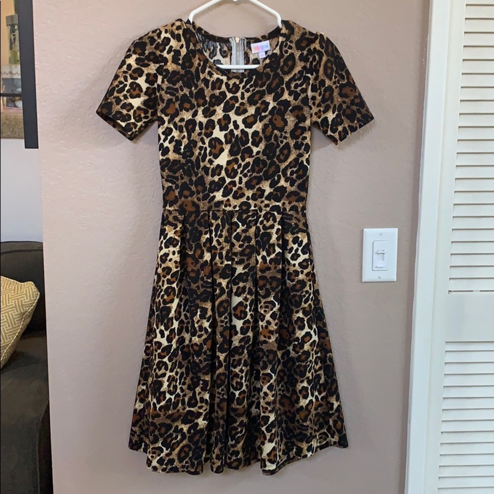 Lularoe Amelia Leopard Print 👗